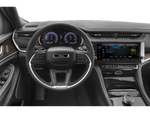 2027 Jeep Grand Cherokee Laredo X 4x2