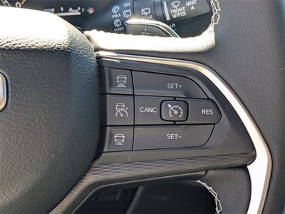 2025 Jeep Grand Cherokee GRAND CHEROKEE LAREDO X 4X2