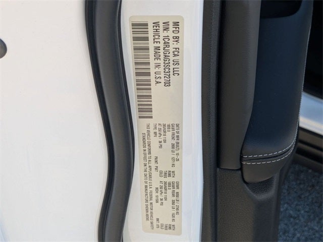 2025 Jeep Grand Cherokee GRAND CHEROKEE LAREDO X 4X2