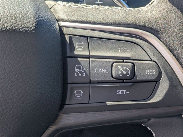 2025 Jeep Grand Cherokee GRAND CHEROKEE LAREDO X 4X2