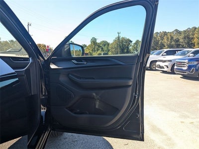 2025 Jeep Grand Cherokee GRAND CHEROKEE LAREDO X 4X2