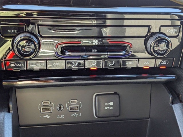 2025 Jeep Grand Cherokee GRAND CHEROKEE LAREDO X 4X2