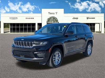 2025 Jeep Grand Cherokee GRAND CHEROKEE LAREDO X 4X2