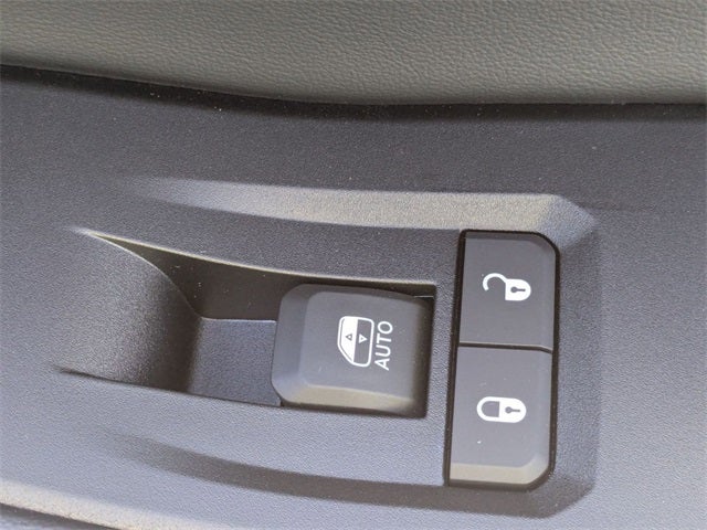 2025 Jeep Grand Cherokee GRAND CHEROKEE LAREDO X 4X2