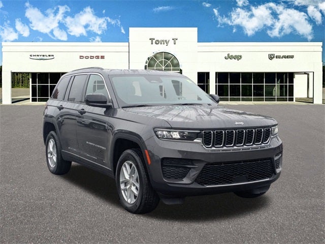 2025 Jeep Grand Cherokee GRAND CHEROKEE LAREDO X 4X2
