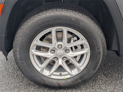 2025 Jeep Grand Cherokee GRAND CHEROKEE LAREDO X 4X2