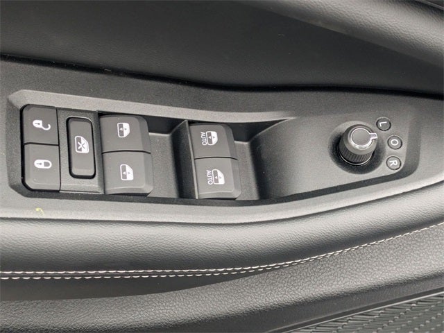 2025 Jeep Grand Cherokee GRAND CHEROKEE LAREDO X 4X2