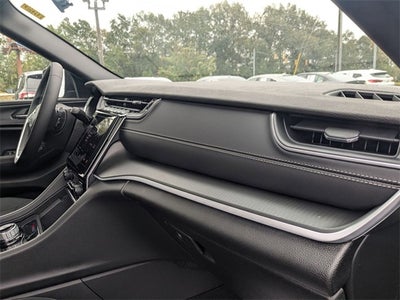 2025 Jeep Grand Cherokee GRAND CHEROKEE LAREDO X 4X2