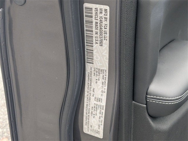 2025 Jeep Grand Cherokee GRAND CHEROKEE LAREDO X 4X2