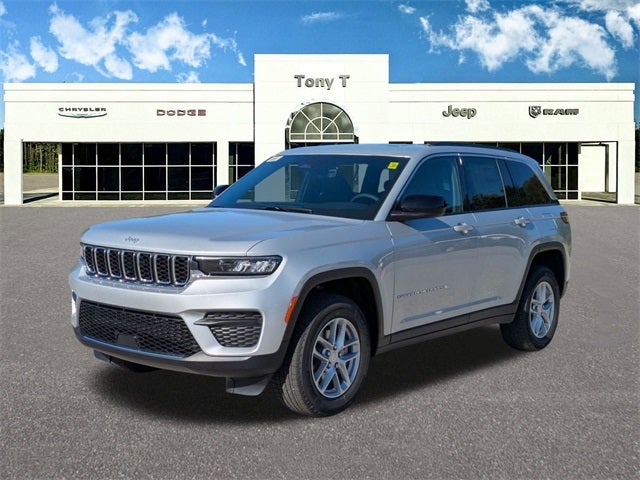 2025 Jeep Grand Cherokee GRAND CHEROKEE LAREDO X 4X2