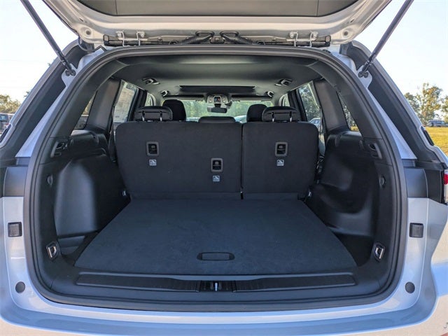 2025 Jeep Grand Cherokee GRAND CHEROKEE LAREDO X 4X2