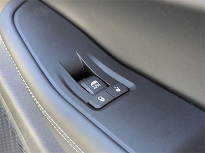 2025 Jeep Grand Cherokee GRAND CHEROKEE LAREDO X 4X2