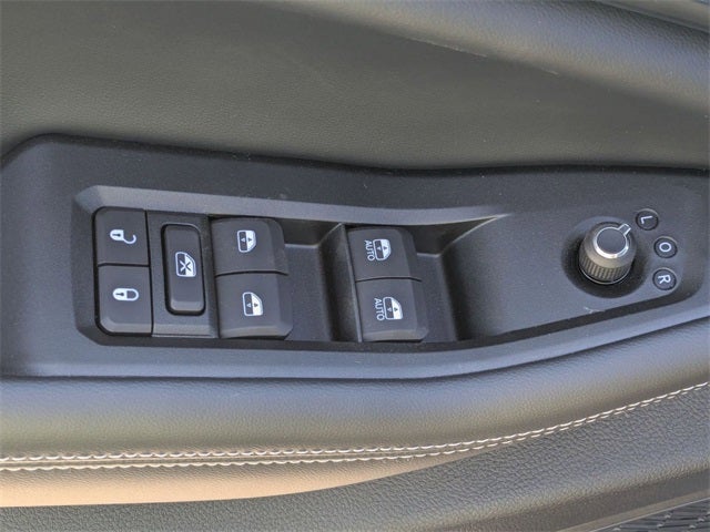 2025 Jeep Grand Cherokee GRAND CHEROKEE LAREDO X 4X2