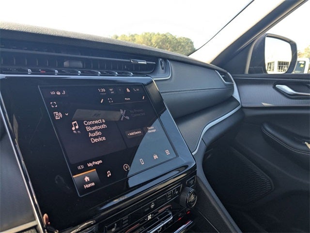 2025 Jeep Grand Cherokee GRAND CHEROKEE LAREDO X 4X2