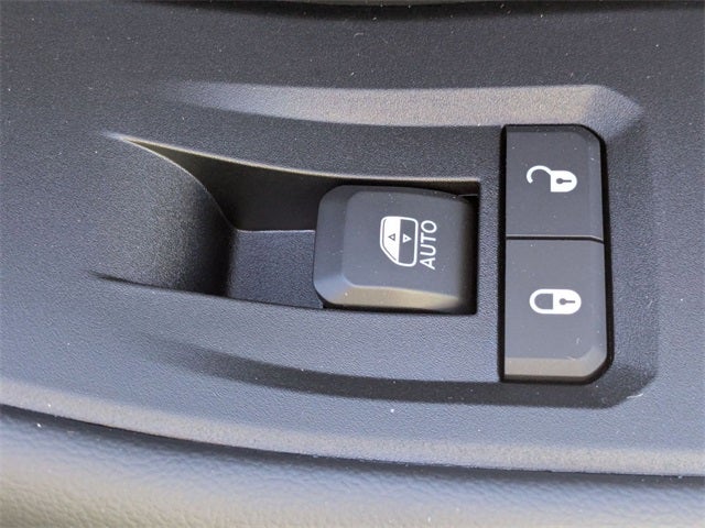 2025 Jeep Grand Cherokee GRAND CHEROKEE LAREDO X 4X2