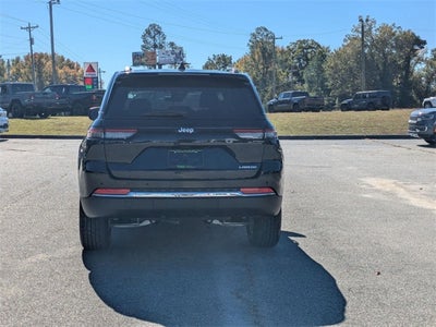 2025 Jeep Grand Cherokee GRAND CHEROKEE LAREDO X 4X2