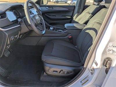 2025 Jeep Grand Cherokee GRAND CHEROKEE LAREDO X 4X2