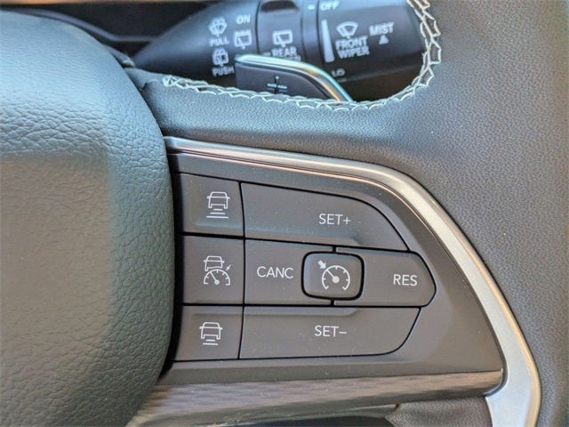 2025 Jeep Grand Cherokee GRAND CHEROKEE LAREDO X 4X2