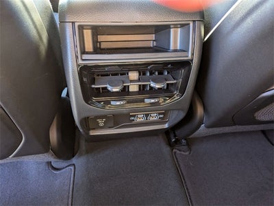 2025 Jeep Grand Cherokee GRAND CHEROKEE LAREDO X 4X2