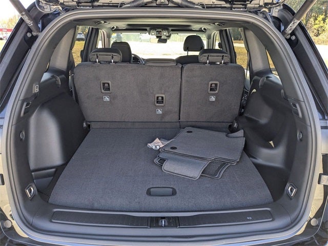 2025 Jeep Grand Cherokee GRAND CHEROKEE LAREDO X 4X2