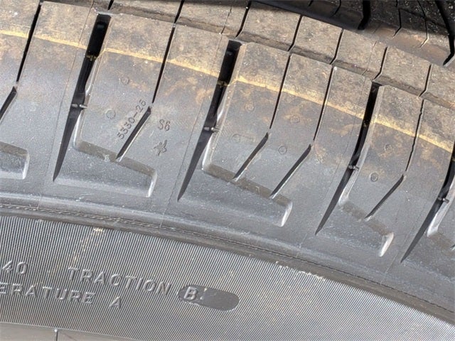 2025 Jeep Grand Cherokee GRAND CHEROKEE L LAREDO X 4X2