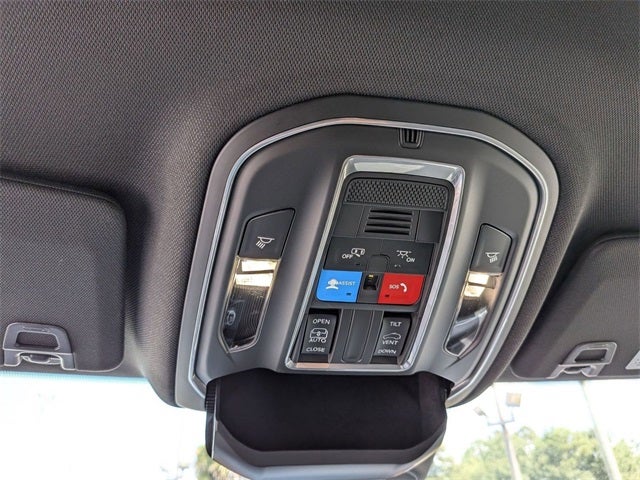 2025 Jeep Grand Cherokee GRAND CHEROKEE L LAREDO X 4X2