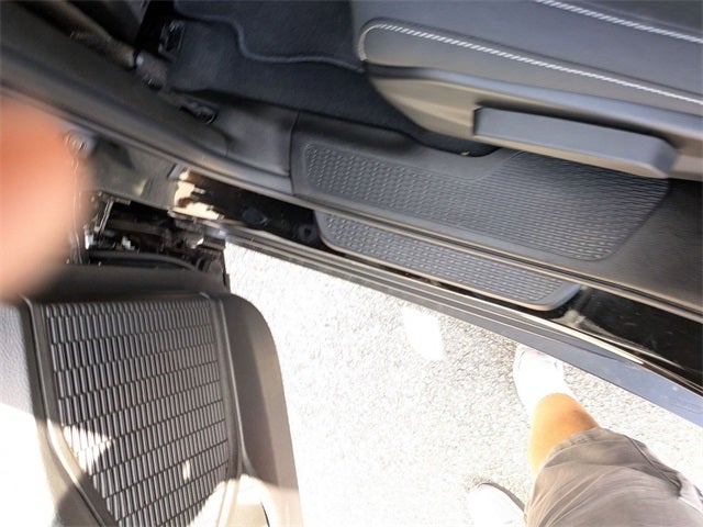 2025 Jeep Grand Cherokee GRAND CHEROKEE L LAREDO X 4X2