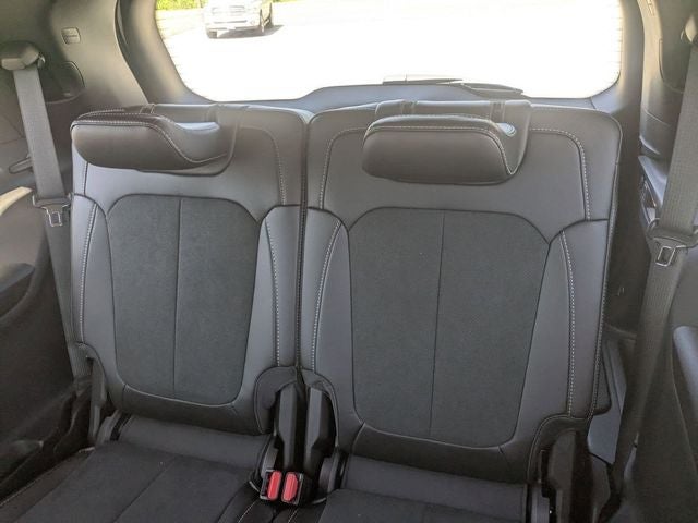 2026 Jeep Grand Cherokee GRAND CHEROKEE L LAREDO ALTITUDE 4X2