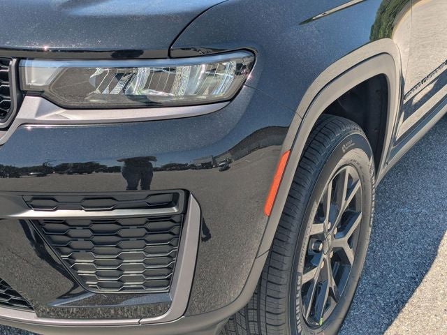 2026 Jeep Grand Cherokee GRAND CHEROKEE L LAREDO ALTITUDE 4X2