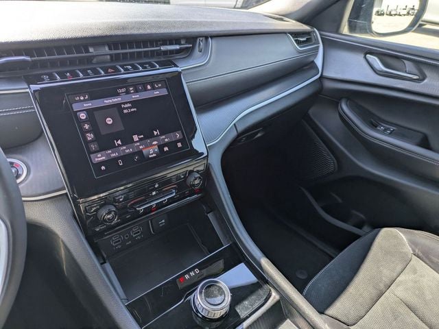 2024 Jeep Grand Cherokee L Altitude 4x4