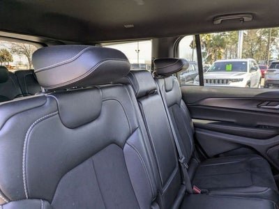 2024 Jeep Grand Cherokee L Altitude 4x4