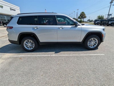 2025 Jeep Grand Cherokee GRAND CHEROKEE L LAREDO X 4X4