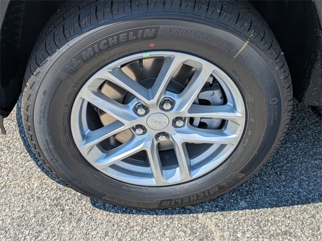 2025 Jeep Grand Cherokee GRAND CHEROKEE L LAREDO X 4X4