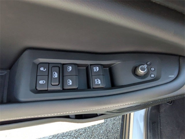 2025 Jeep Grand Cherokee GRAND CHEROKEE L LAREDO X 4X4