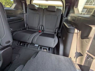 2025 Jeep Grand Cherokee GRAND CHEROKEE L LAREDO X 4X4