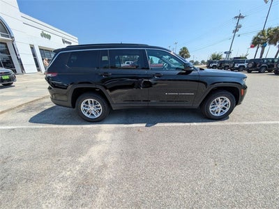 2025 Jeep Grand Cherokee GRAND CHEROKEE L LAREDO X 4X4