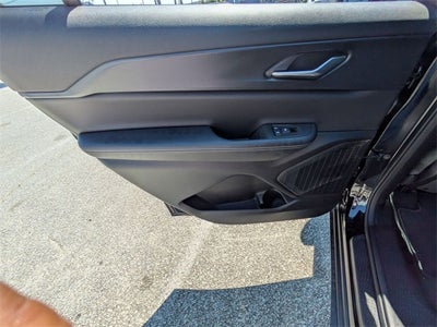 2025 Jeep Grand Cherokee GRAND CHEROKEE L LAREDO X 4X4