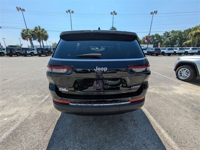 2025 Jeep Grand Cherokee GRAND CHEROKEE L LAREDO X 4X4