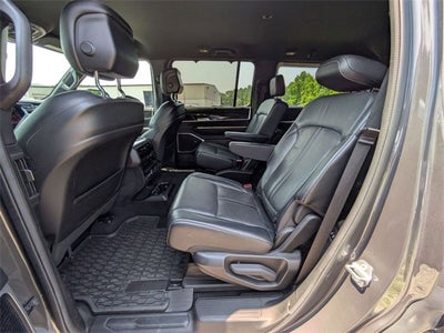 2022 Jeep Wagoneer Series III 4x4