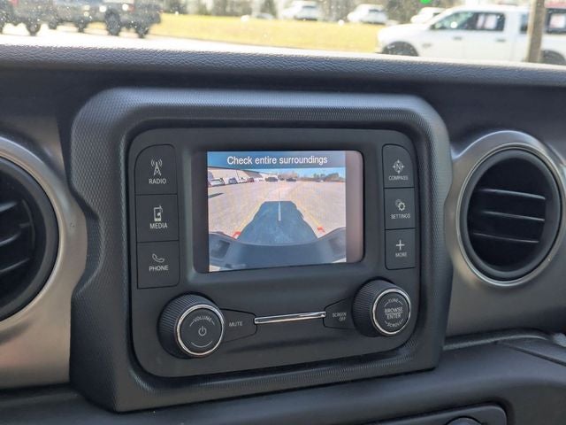 2021 Jeep Gladiator Willys Sport 4x4