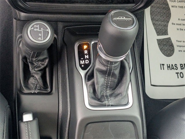 2026 Jeep Gladiator GLADIATOR SAHARA 4X4