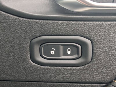 2026 Jeep Gladiator GLADIATOR SAHARA 4X4