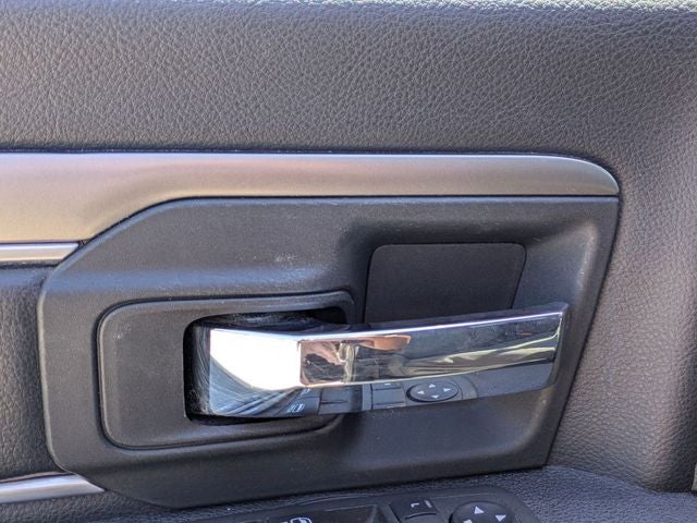 2024 RAM 1500 Classic Warlock Crew Cab 4x2 5'7' Box