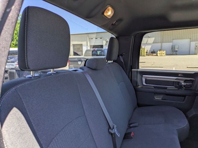 2024 RAM 1500 Classic Warlock Crew Cab 4x2 5'7' Box