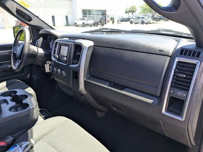 2024 RAM 1500 Classic Warlock Crew Cab 4x2 5'7' Box