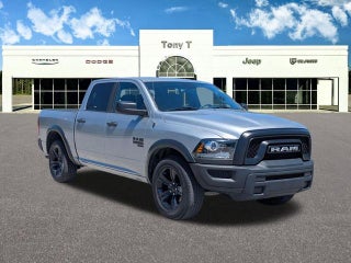2024 RAM 1500 Classic Warlock Crew Cab 4x2 5'7' Box