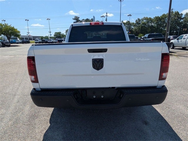 2024 RAM 1500 Classic Warlock Crew Cab 4x2 5'7' Box