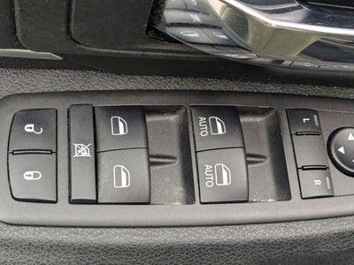 2024 RAM 1500 Classic Warlock Crew Cab 4x2 5'7' Box