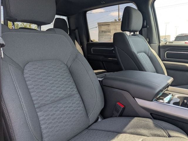 2026 RAM 1500 RAM 1500 BIG HORN CREW CAB 4X2 5'7' BOX