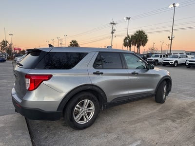 2023 Ford Explorer Base
